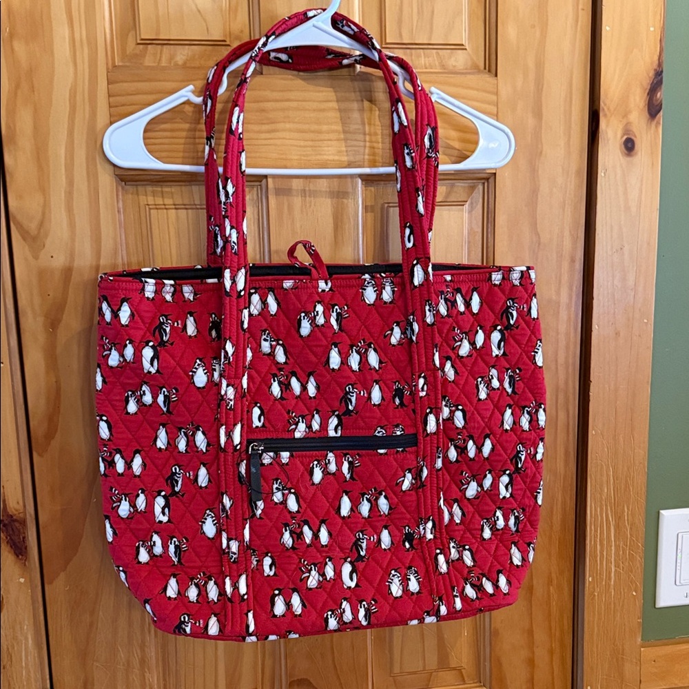 NWOT Vera Bradley Red Penguin Tite Bag